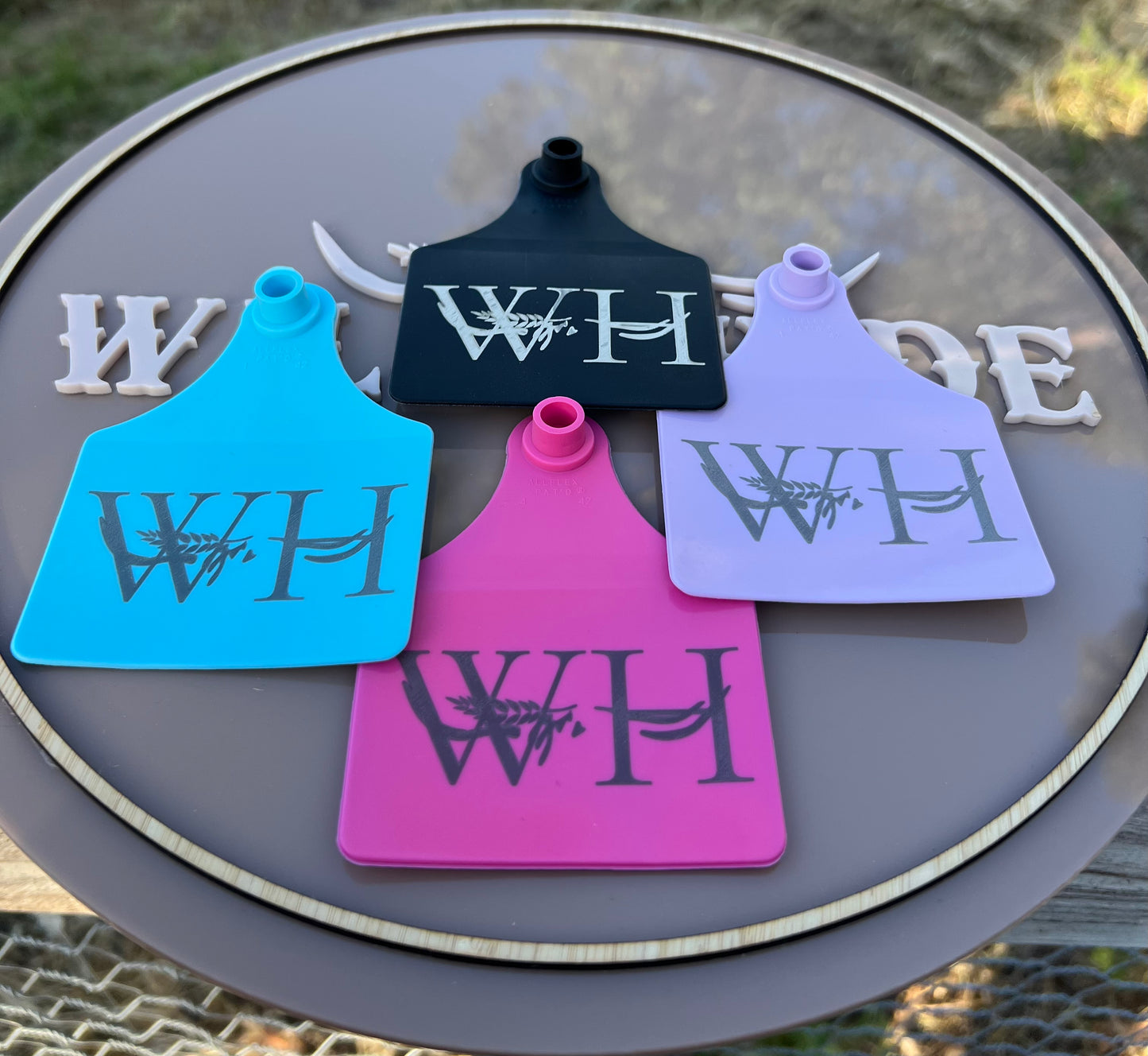 WH MAXI CATTLE TAGS