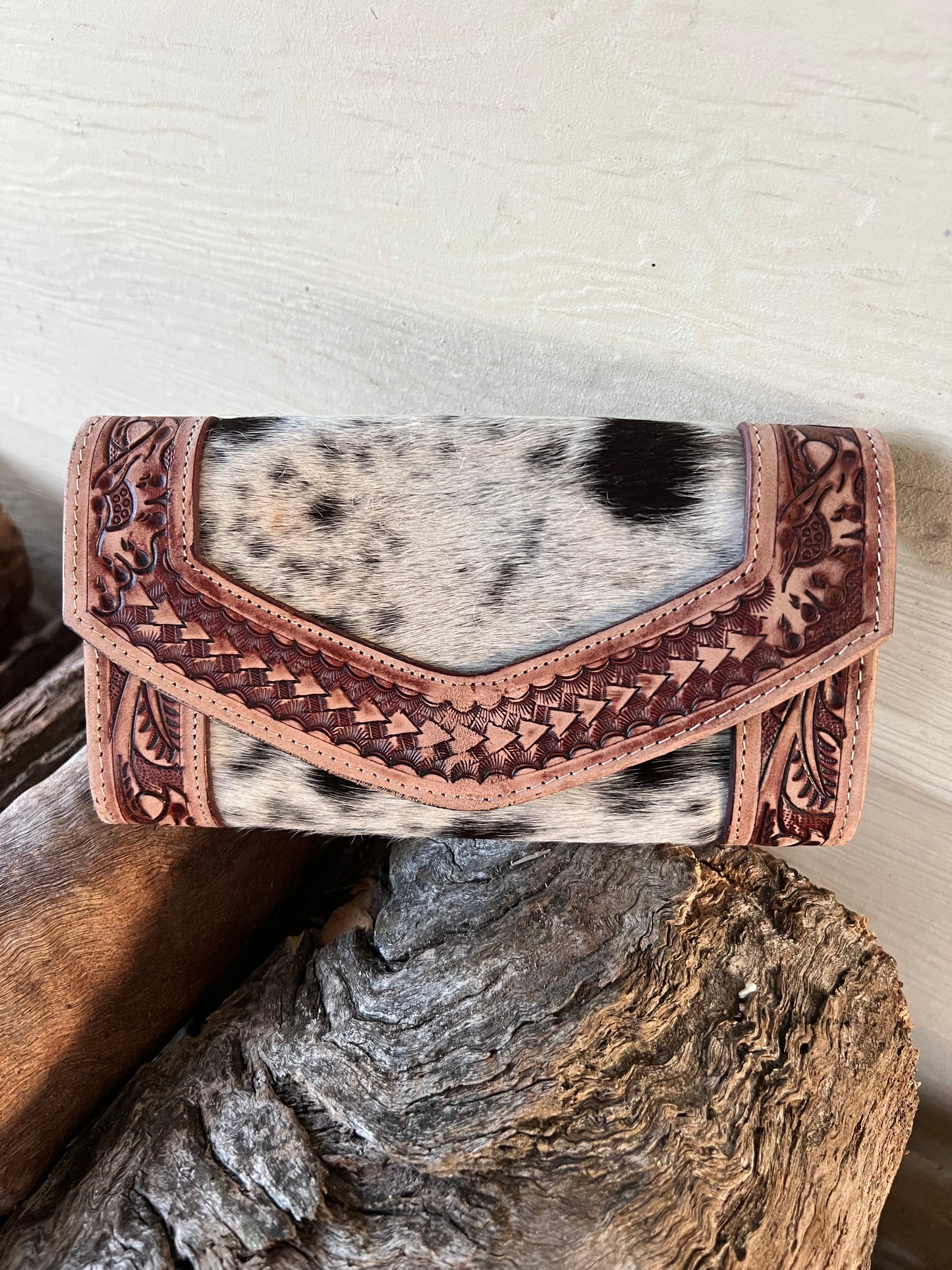 WH Cowhide Purse