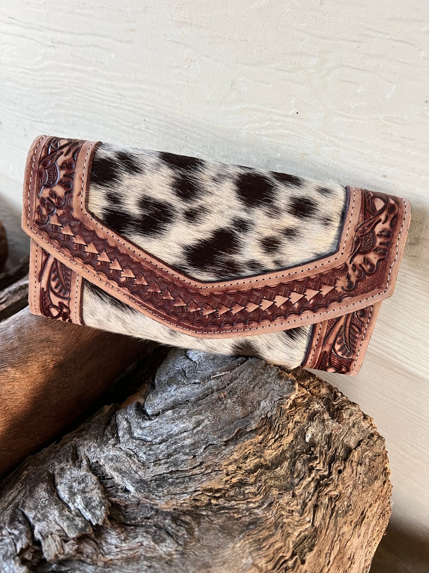 WH Cowhide Purse