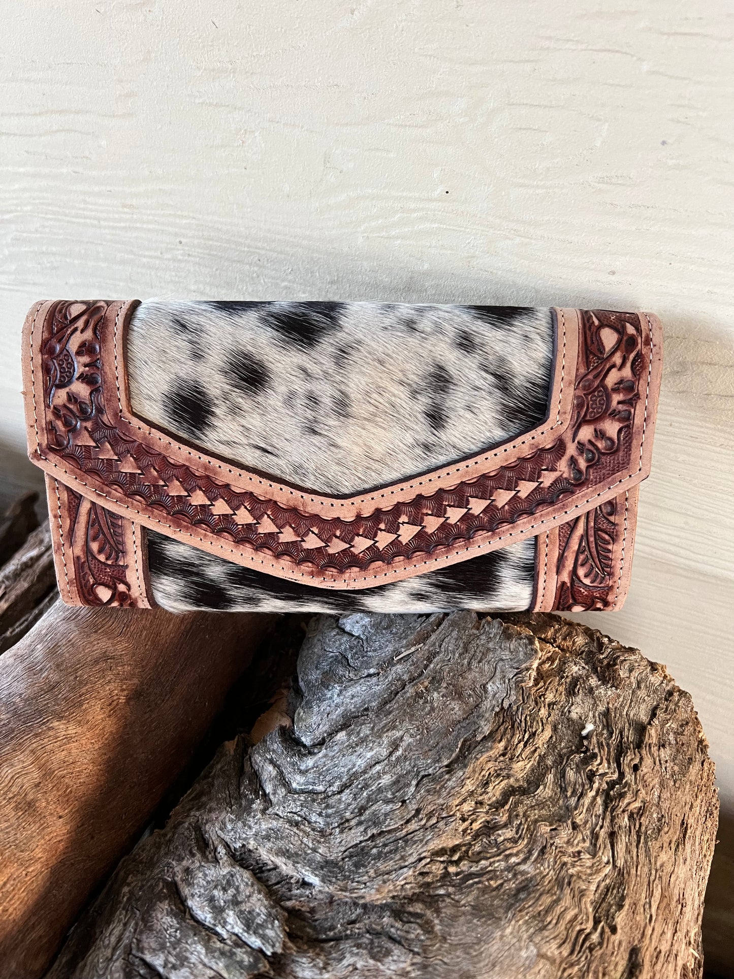 WH Cowhide Purse