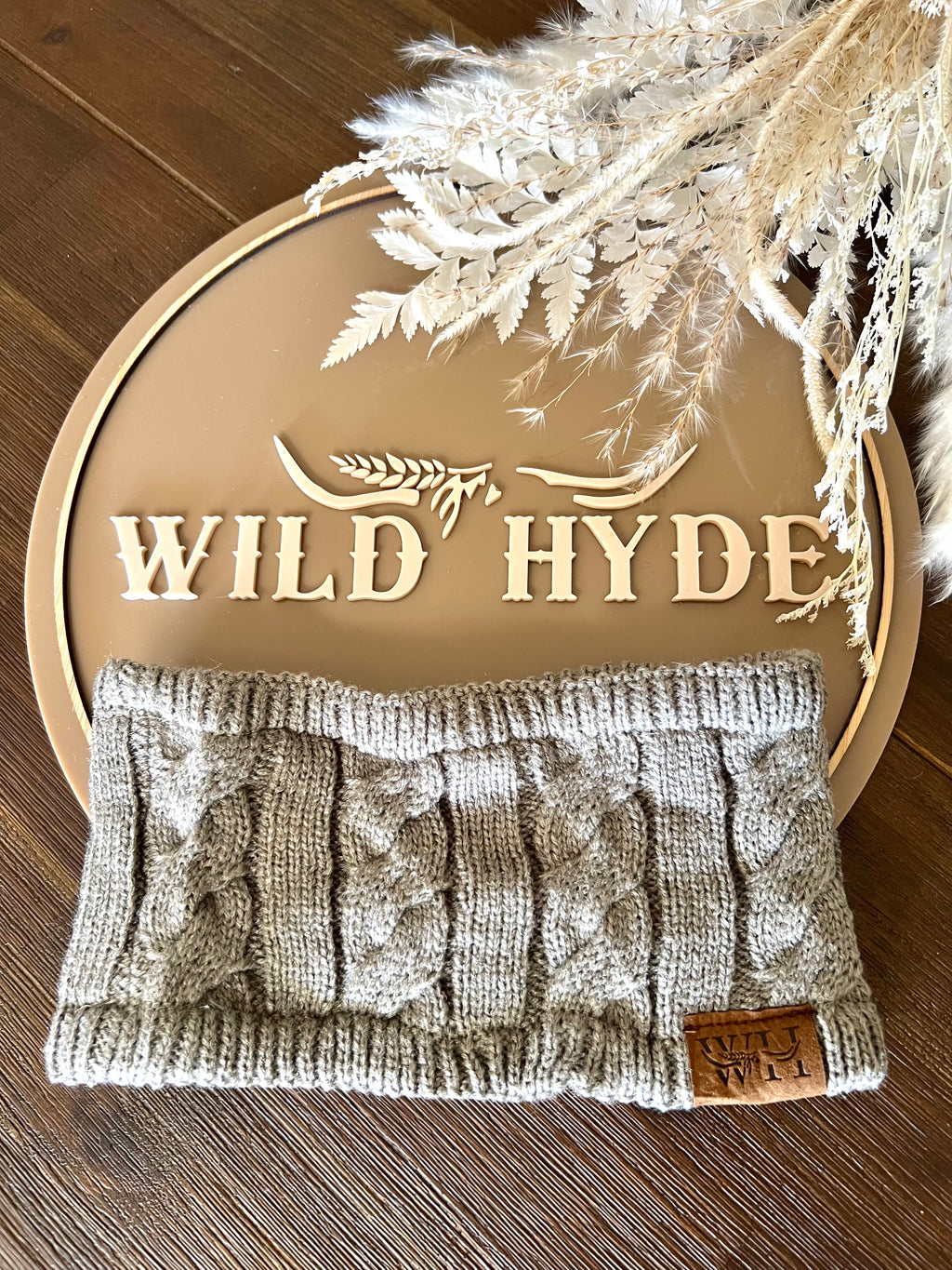 WH Knit Bands